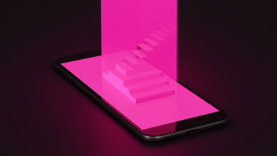 Escaliers vers smartphone lumineux, percer sur TikTok depuis zéro
